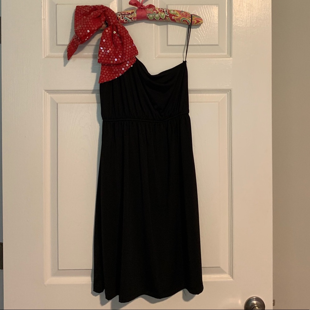 Judith March Red & Black One Shoulder Dress
